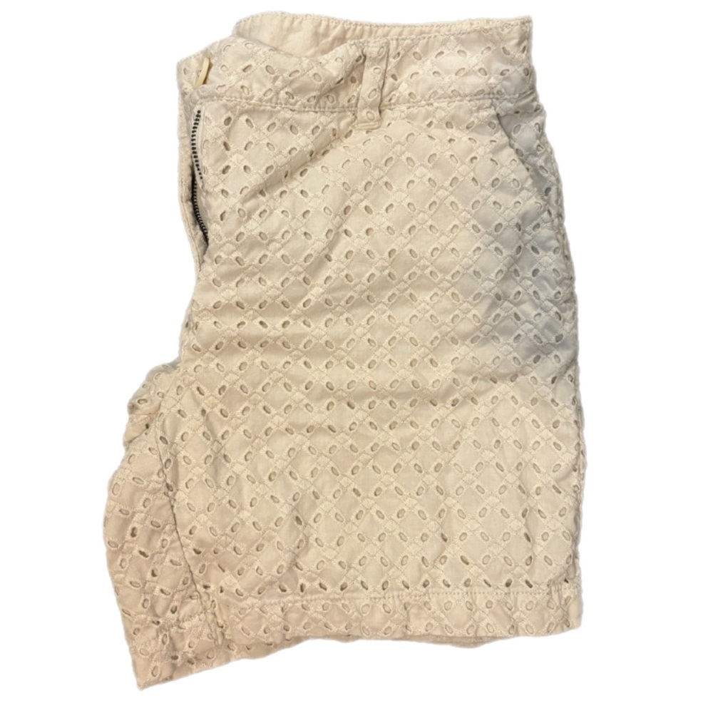 LOFT Cream Eyelet Women Shorts